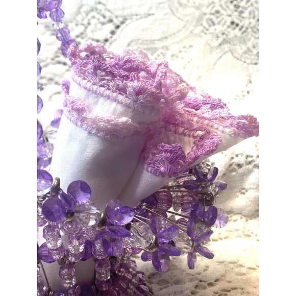 Vintage Safety Pin Beaded Basket With Lilac Crochet Hankie Hanky Purple Lilac - Picture 3 of 4